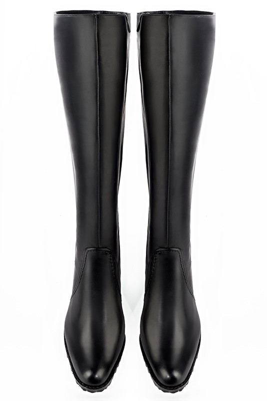 Bottes femme cavalières sur mesures noir satiné Mollets fins ou larges Bout rond. Talon mi